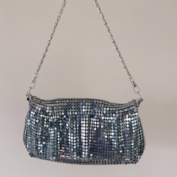 Silver evening purse , wristlet, clutch - Picture 1 of 3